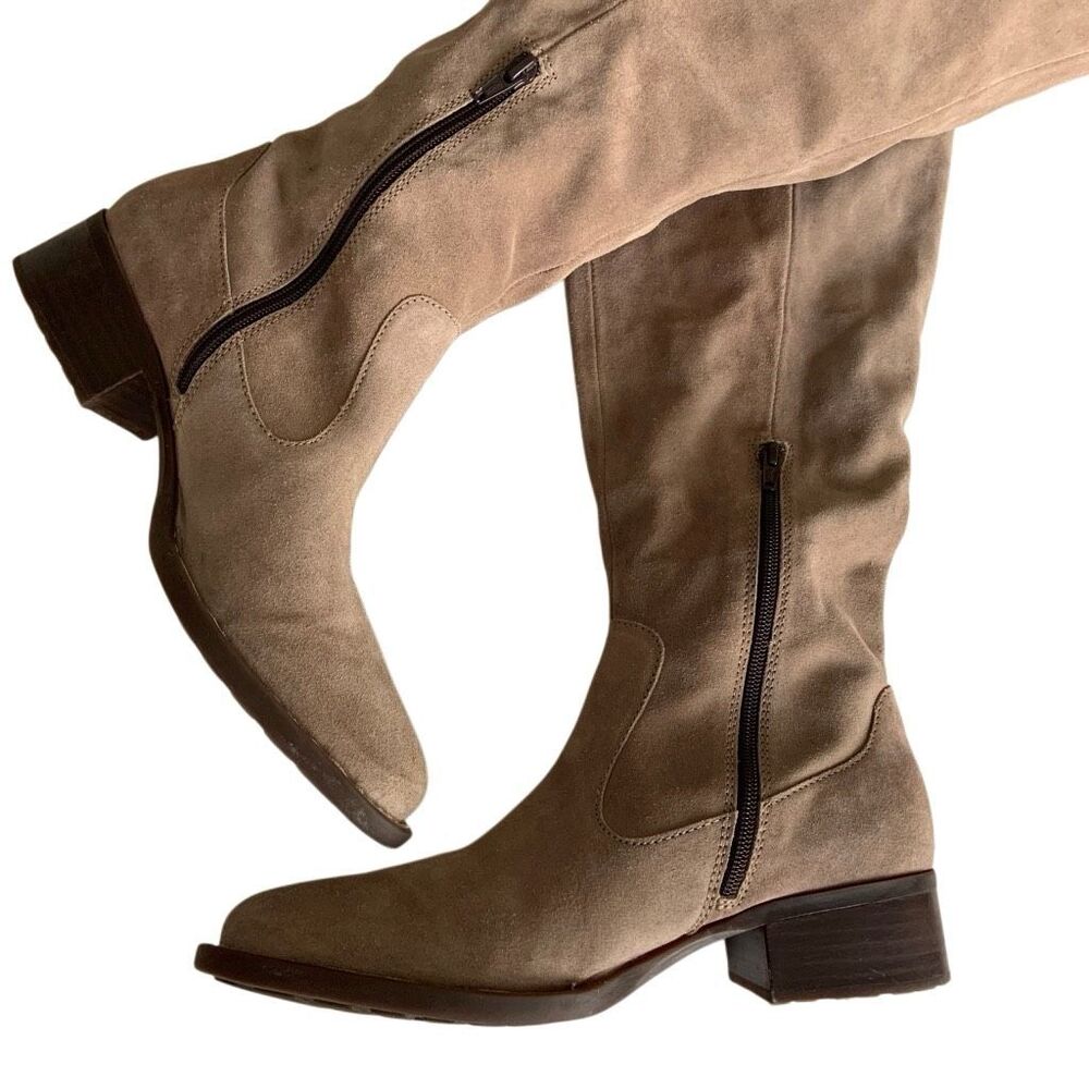 BORN Cricket Suede Knee Boots (Sz 10) - Picture 6 of 11